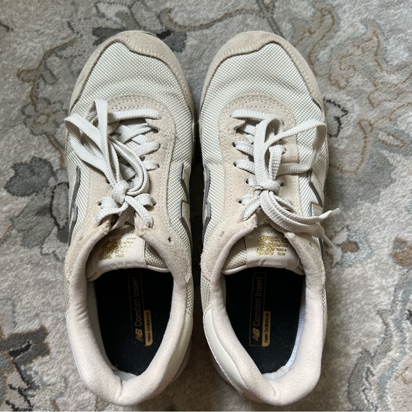 Sold‼️ New balance 515 with Gold details - Picture 4 of 8